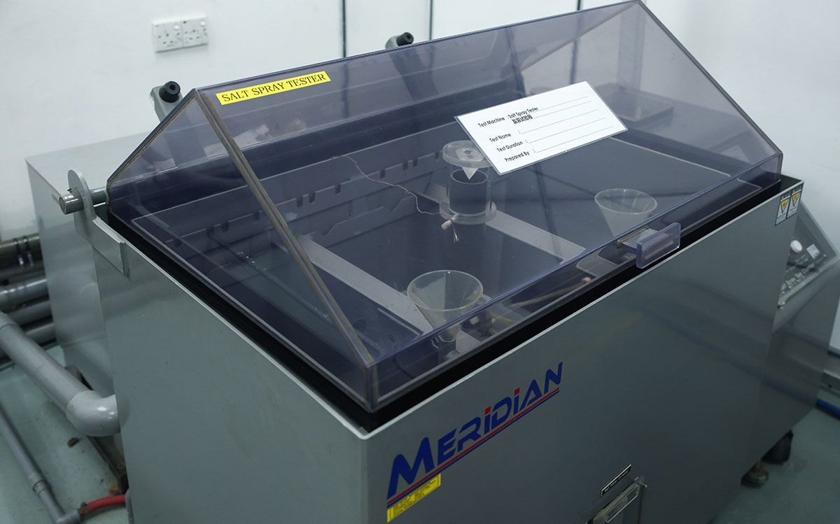 Salt-Spray-Tester