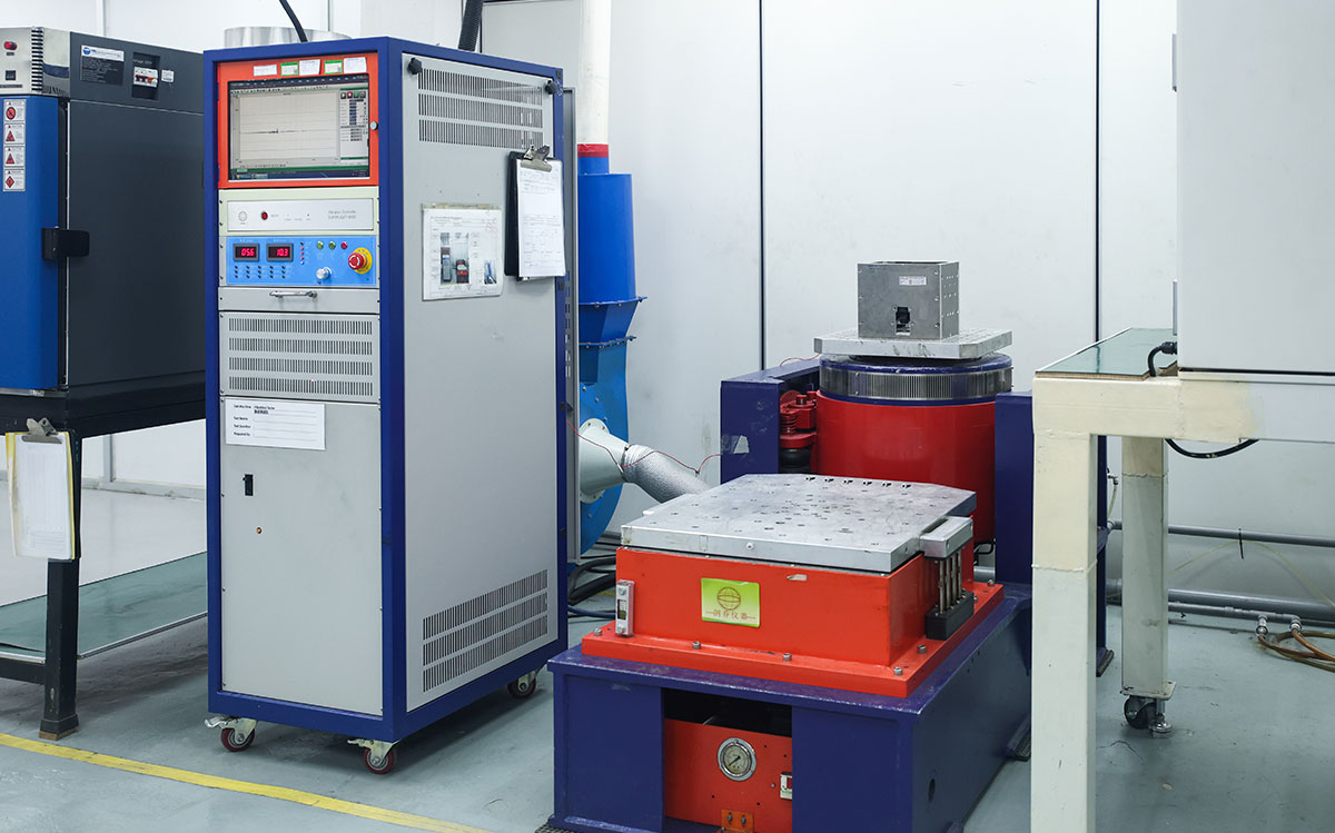 Vibration-Tester